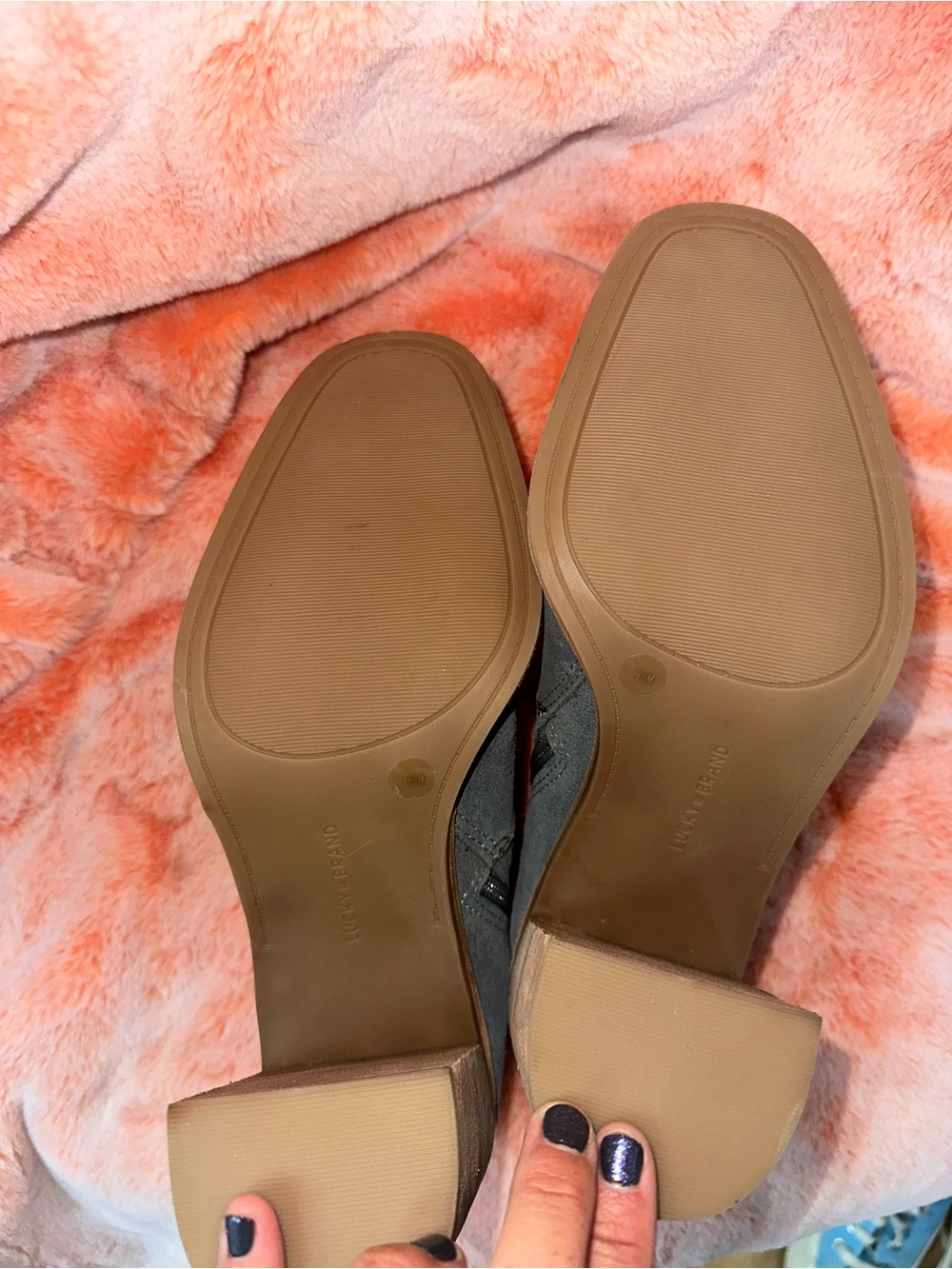 NWOB Lucky Brand Pellyon Heeled Bootie- In Open Grey $139 MSRP - Picture 9 of 16